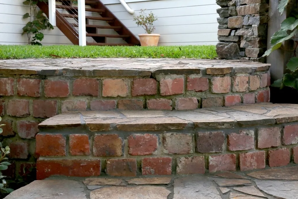 Brick Stone 1833