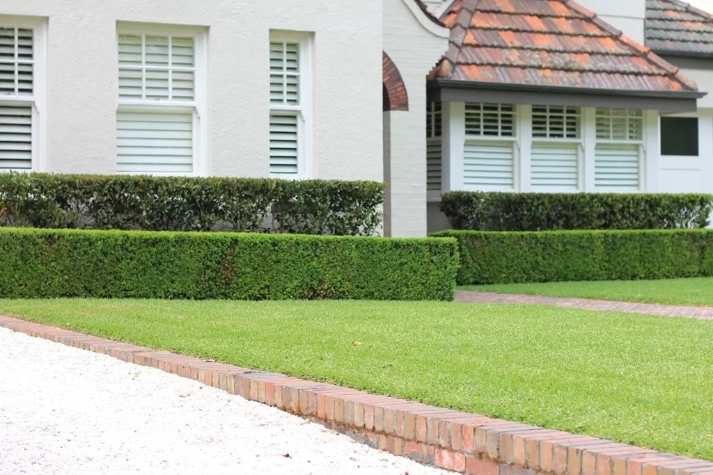 Formal Lawn 1789