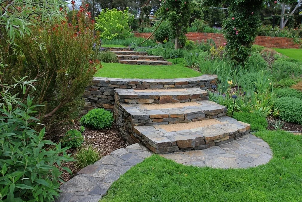 Lawn Steps 1683