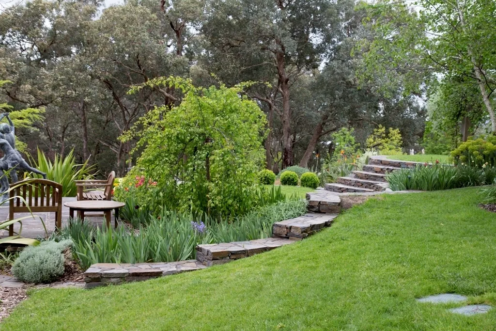 Lawns 1682