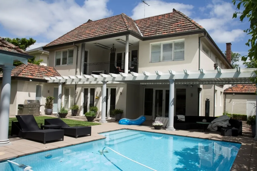 Pool Landscaping 1793