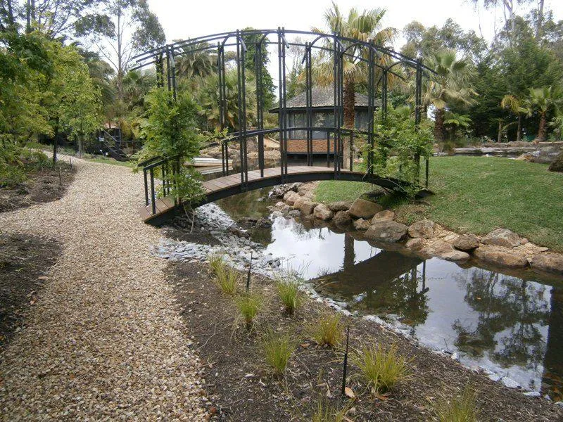 Wisteria Bridge 1529